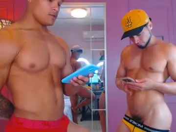 Chaturbate Adult Webcams of hotcrew_