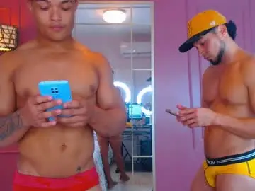 Chaturbate Live Porn of hotcrew_