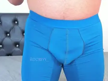 Chaturbate Live Porn of rooxxyy_