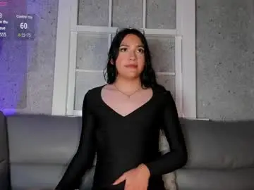 Chaturbate Live Sex Cam of rubii_cutee