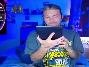 Chaturbate Best live sex cam show of valentinn__