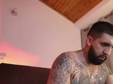 Chaturbate Live Sex of alyssia_wolds_1