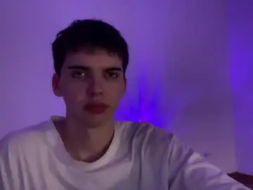 Chaturbate Best live sex cam show of axelraine_