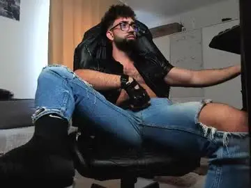 Chaturbate Live Sex of liamaesthetic