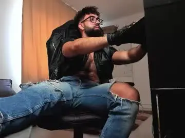 Chaturbate Live Sex Cam of liamaesthetic