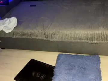 Chaturbate Free Porn Cam of mark_nika_wow