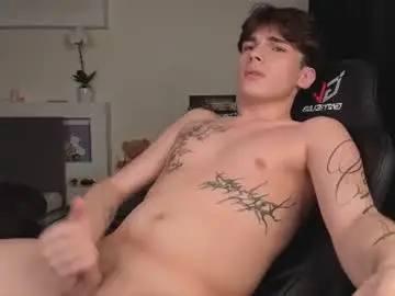 Chaturbate Nude Webcam of mystic_evan