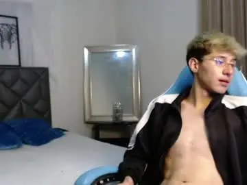 Chaturbate Sex Chat of adam_foxs