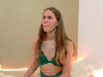 Chaturbate Sex Cam of christinne_x