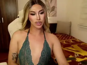 Chaturbate Watch Live Sex Cams of emelywest