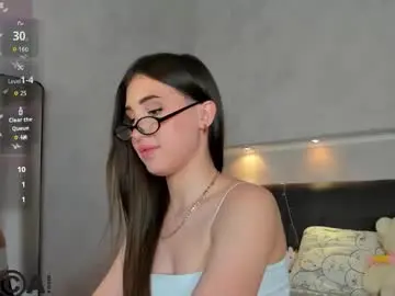 Chaturbate Free Porn Cam of emily_lews