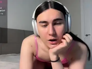 Chaturbate Adult Video Chat of heyalena