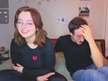 Chaturbate Sex Cam of mamiclouds