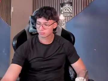 Chaturbate Watch Live Sex Cams of axxel_men