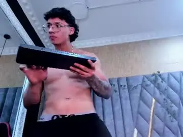 Chaturbate Sex Chat of axxel_men