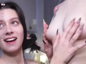 Chaturbate Live Sex of blue_bow