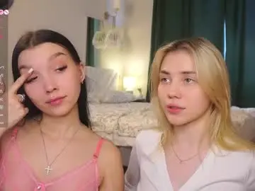 Chaturbate Free Live Porn of blue_bow