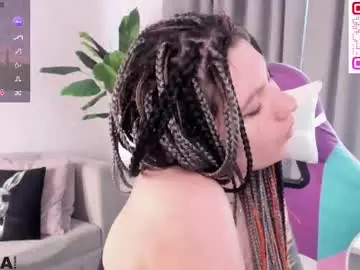 Chaturbate Best live sex cam show of chloebloss0m