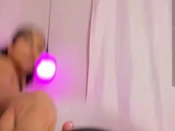 Chaturbate Watch Live Sex Cams of im_beliinda