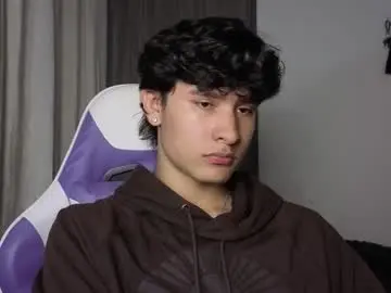 Chaturbate Live Porn of j_u_p_i_t_e_r