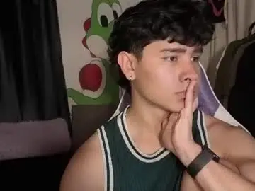 Chaturbate Live Sex Cam of j_u_p_i_t_e_r