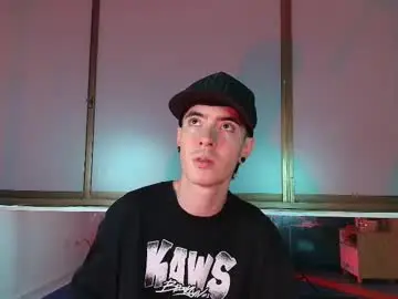 Chaturbate Live Sex of lioyqueen