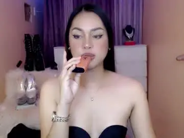 Chaturbate Free Live Porn of 1miracle_tranny