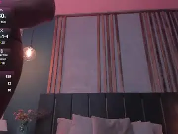 Chaturbate Best live sex cam show of ambarmoon_