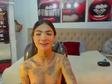 Chaturbate Live Sex Cam of ariadna_05
