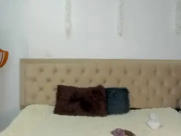 Chaturbate Live Sex Cam of ariadna_05