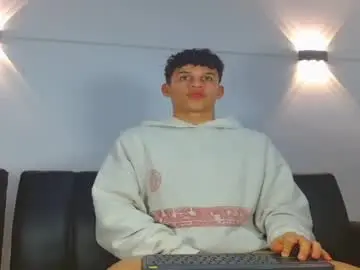 Chaturbate Nude Webcam of john_ssnow29