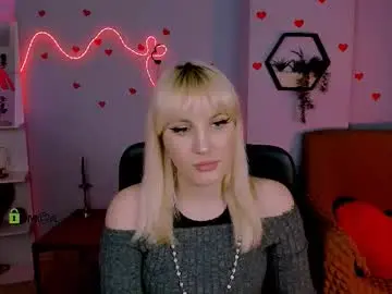 Chaturbate Live Sex Cam of kira_kisses_