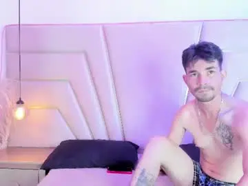 Chaturbate Best live sex cam show of luna_and_axell
