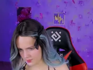 Chaturbate Live Sex of madeline_doll