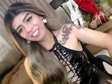 Chaturbate Live Sex Cam of mikha_sensual