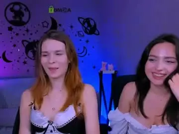 Chaturbate Best live sex cam show of angie_foxy