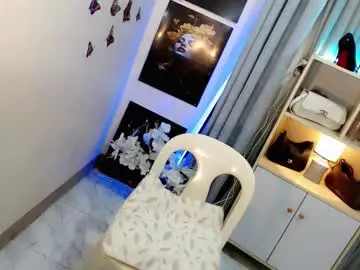 Chaturbate Live Sex Cam of caitlin_x