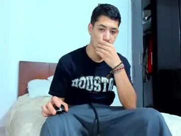 Chaturbate Best live sex cam show of chandler_kenji