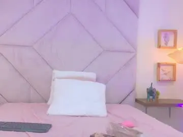 Chaturbate Live Porn of roxana_mill