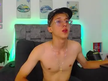 Chaturbate Watch Live Sex Cams of skinny_bigcock20