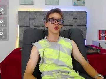 Chaturbate Best live sex cam show of skinny_bigcock20