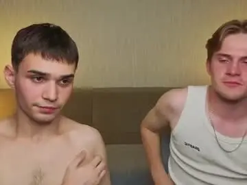 Chaturbate Live Sex Cam of chem1ko
