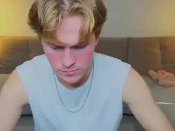 Chaturbate Live Sex Cam of chem1ko