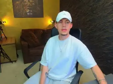 Chaturbate Free Porn Cam of krewvaughn