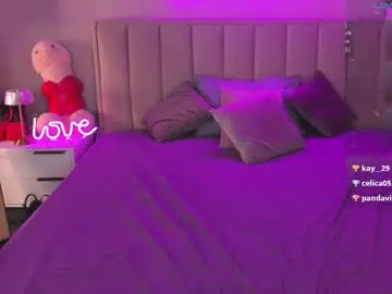 Chaturbate Live Sex Cam of rose_dixon