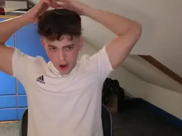 Chaturbate Live Porn of adr_twink