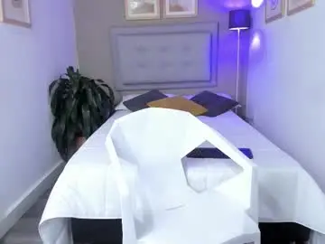 Chaturbate Best live sex cam show of apoloricci