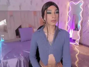 Chaturbate Live Sex Cam of cyrus_tay