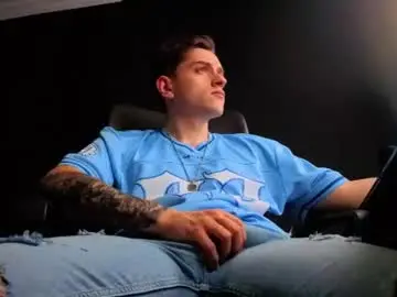 Chaturbate Live Sex Cam of felixstark