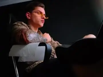 Chaturbate Live Porn of felixstark